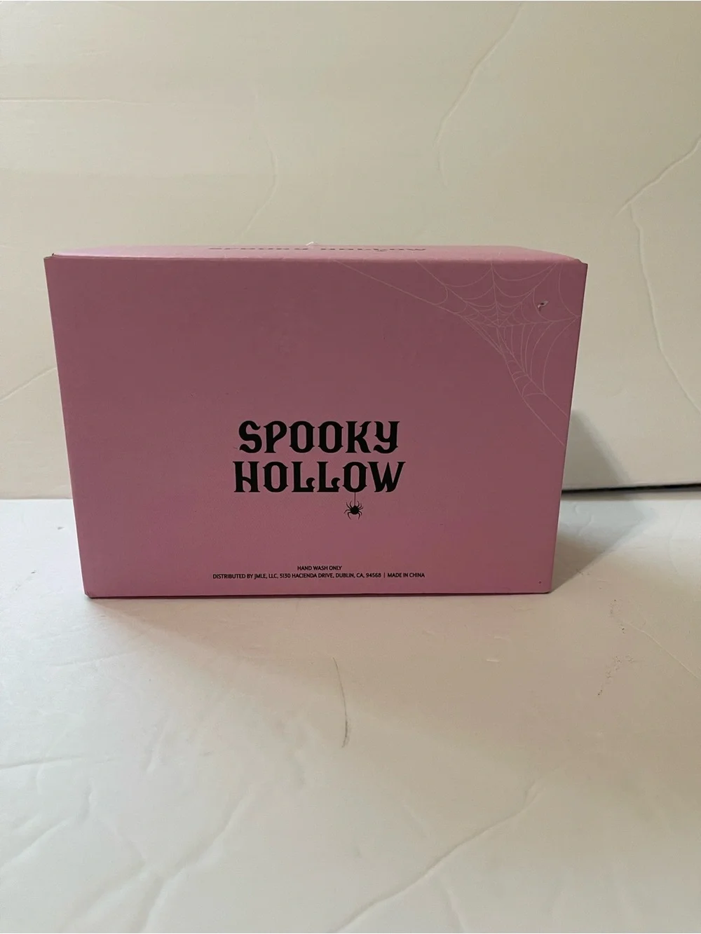 Ghoulish Pinkoween Spa Ghost Salt & Pepper Shakers - NWT **